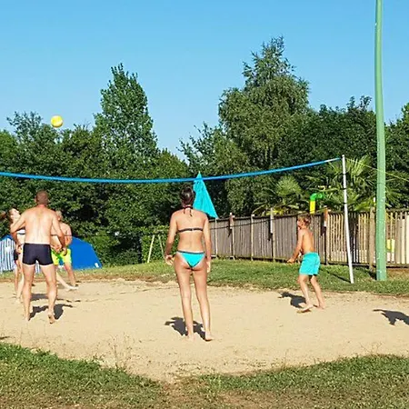 Mobil-home 6 Personnes Avec Terrasse A - Api-1-52-415 * Naucelle