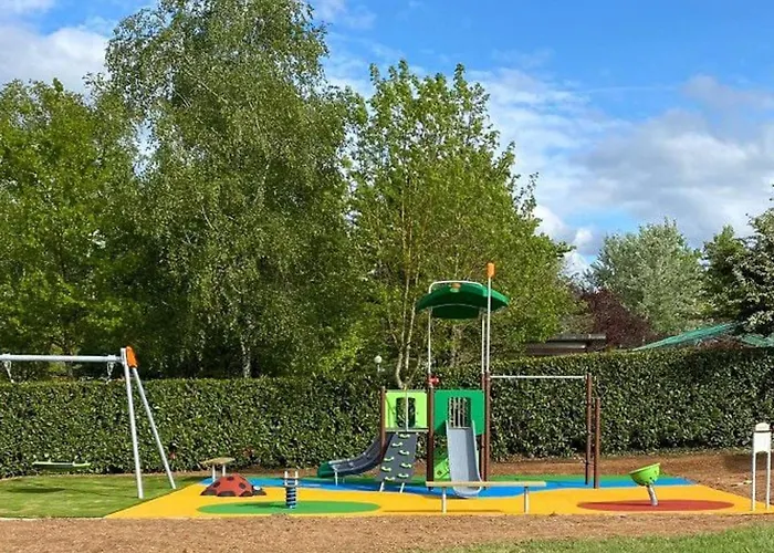 Mobil-home 6 Personnes Avec Terrasse A - Api-1-52-415 * Naucelle